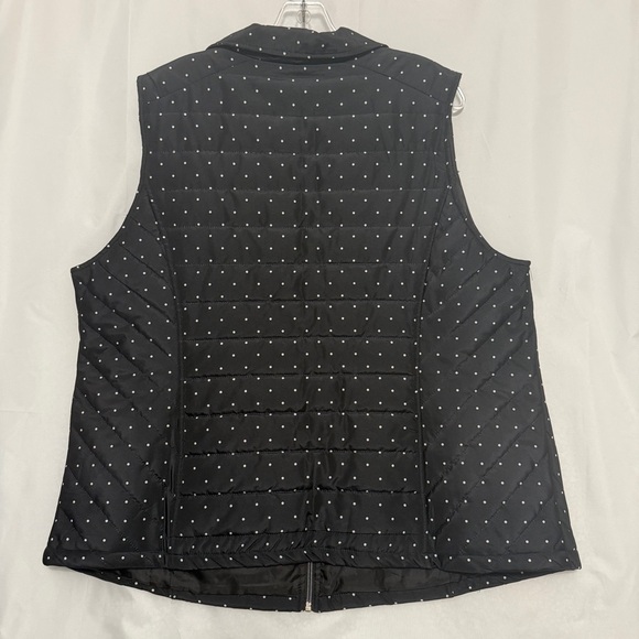 CJ Banks Black with white Polka Dot Quilted Vest, size 2X, NWOT - Picture 2 of 10
